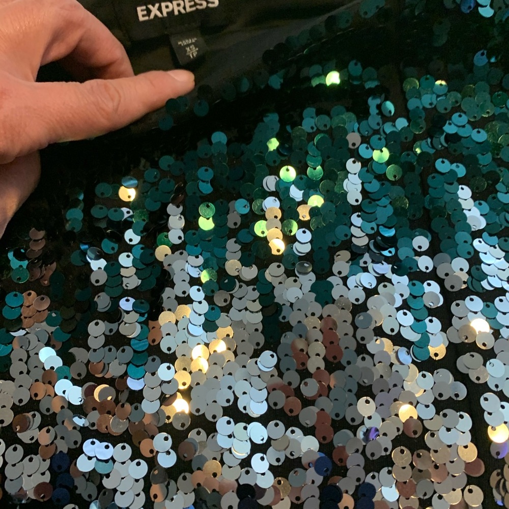 Express sequin skirt